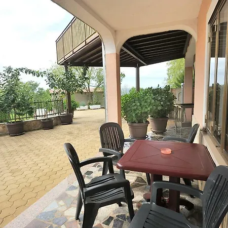 Villa Michelle Karojba