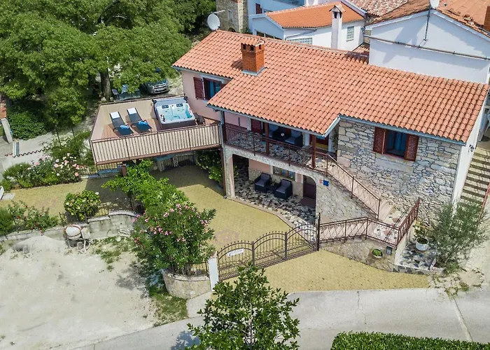 别墅 Michelle Karojba